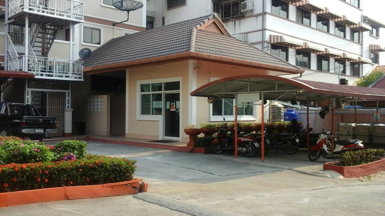 Baan Aranya Apartment Chiang Mai Bagian luar foto