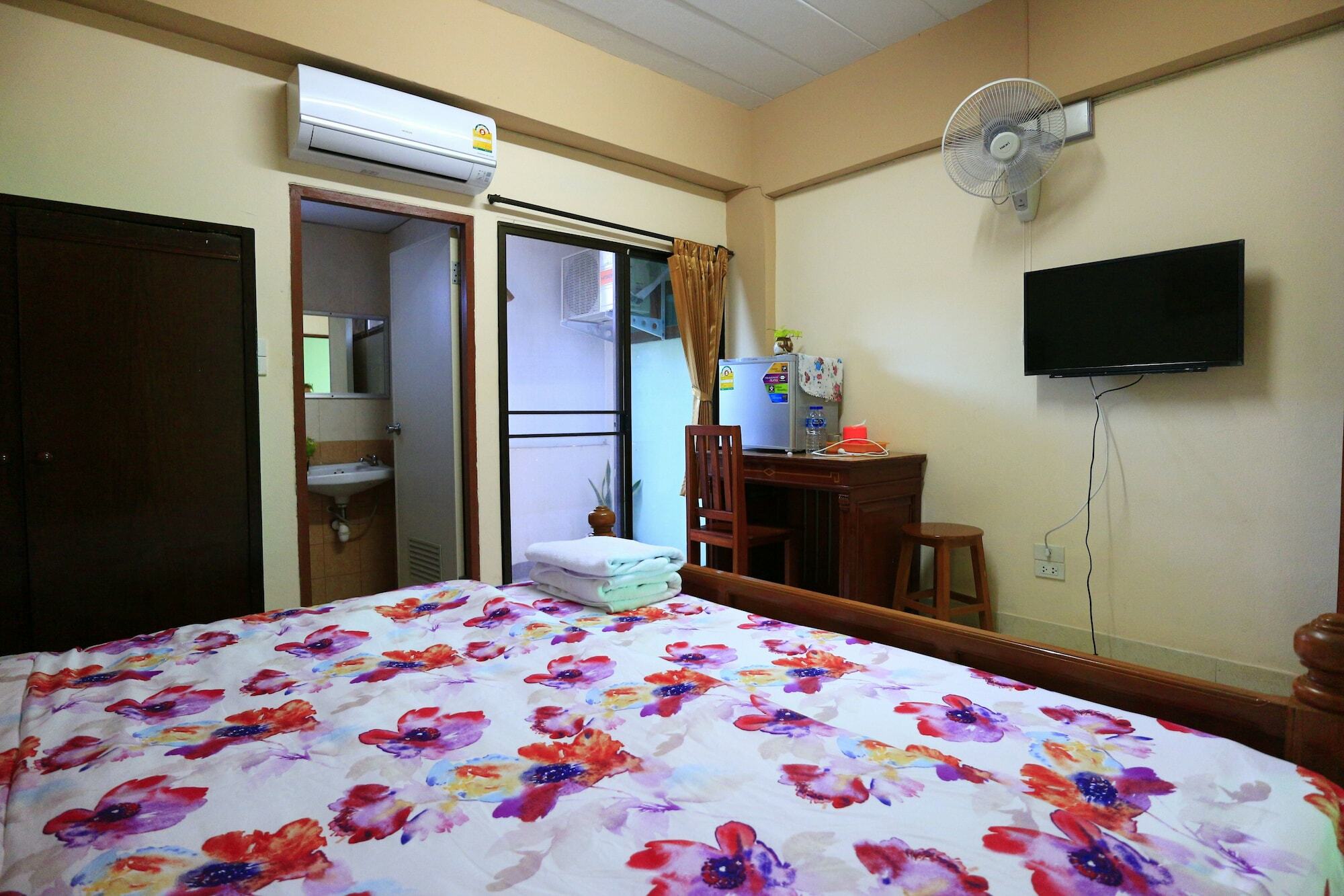 Baan Aranya Apartment Chiang Mai Bagian luar foto
