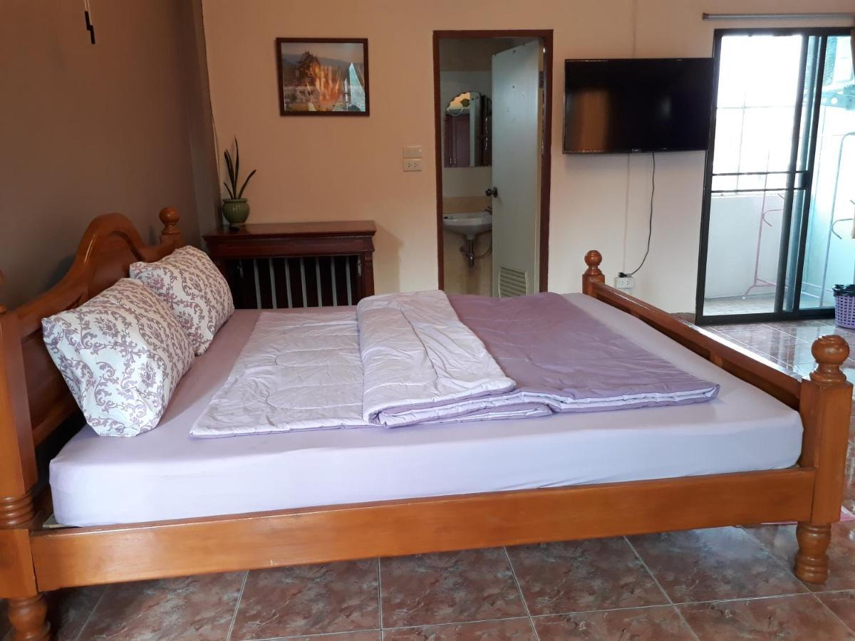 Baan Aranya Apartment Chiang Mai Bagian luar foto