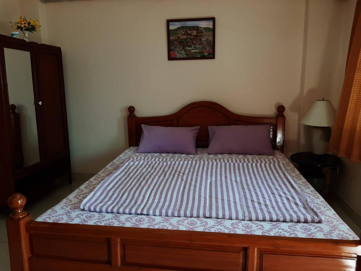Baan Aranya Apartment Chiang Mai Bagian luar foto